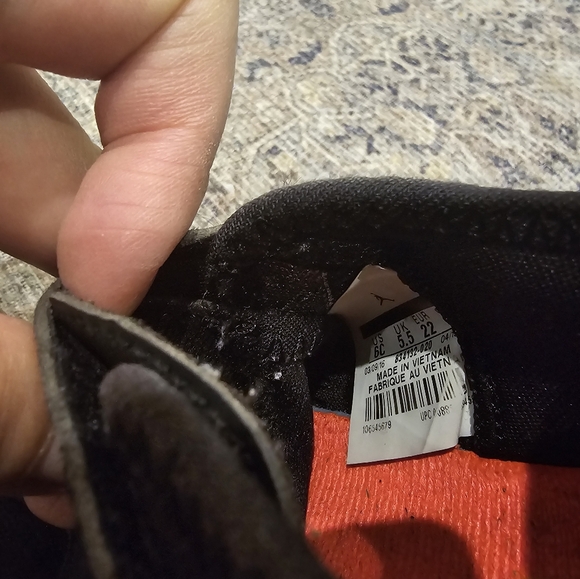 Air Jordan size US 6 TODDLER TWO PAIRS! - Picture 4 of 5